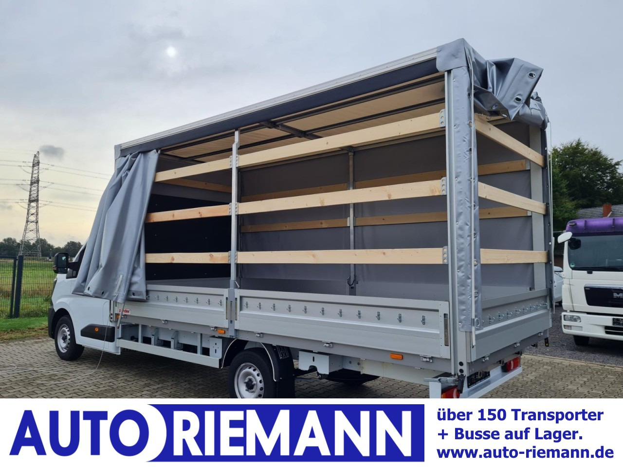 Renault Master Pritsche Schiebe Plane 10 Pal. LUFTFEDERUNG - Curtain side van: picture 1 Renault Master Pritsche Schiebe Plane 10 Pal. LUFTFEDERUNG - Curtain side van: picture 1