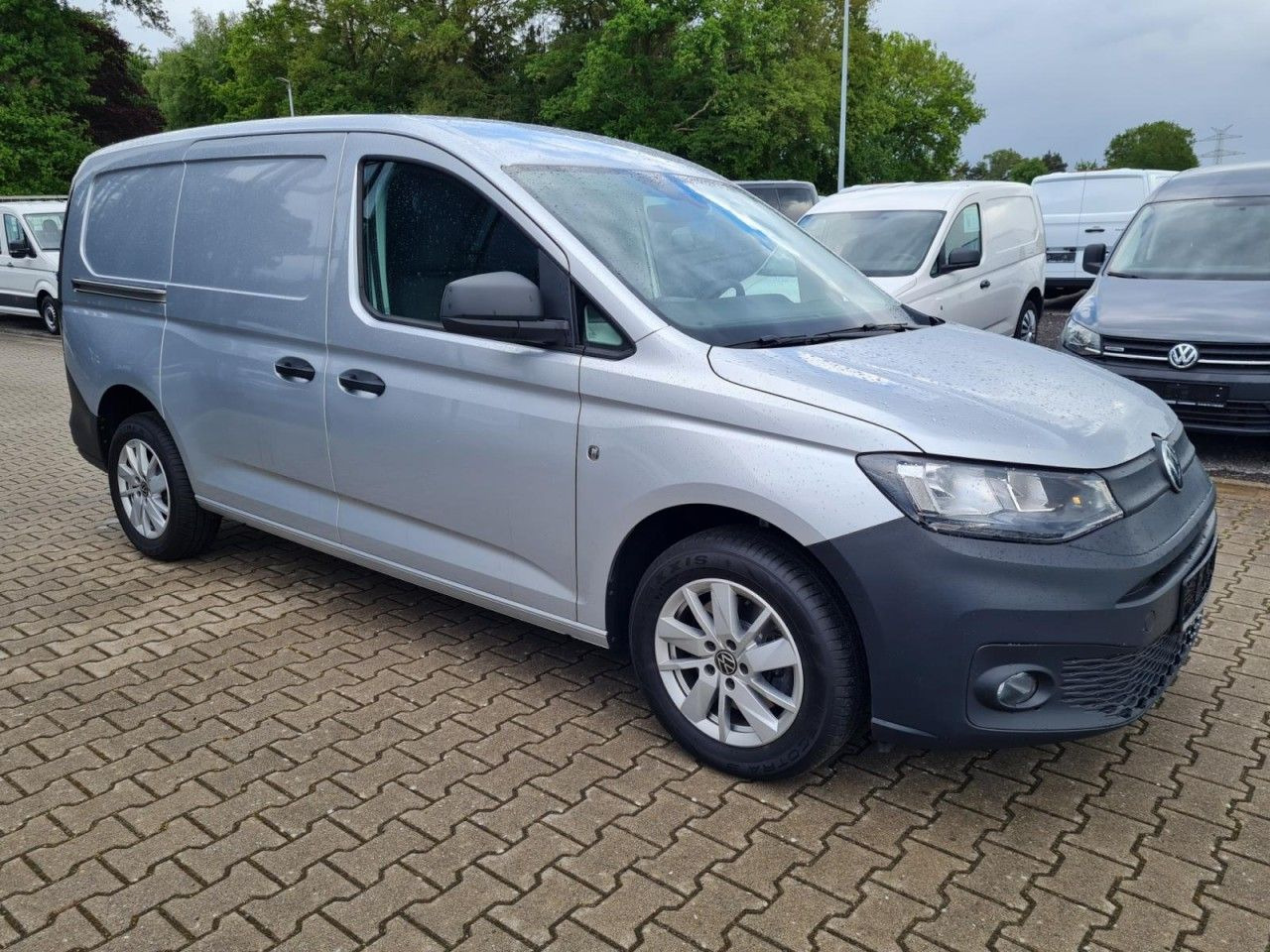 Volkswagen Caddy Cargo Maxi 2.0 TDI NAVI PDC KLIMA Alufelge - Small van: picture 3 Volkswagen Caddy Cargo Maxi 2.0 TDI NAVI PDC KLIMA Alufelge - Small van: picture 3