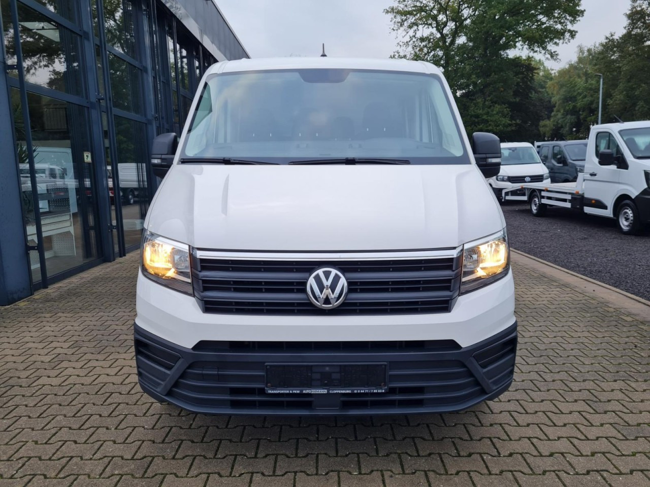 Volkswagen Crafter 35 Doka MR Pritsche AHK Klima 7 Sitzer - Flatbed van, Combi van: picture 2 Volkswagen Crafter 35 Doka MR Pritsche AHK Klima 7 Sitzer - Flatbed van, Combi van: picture 2