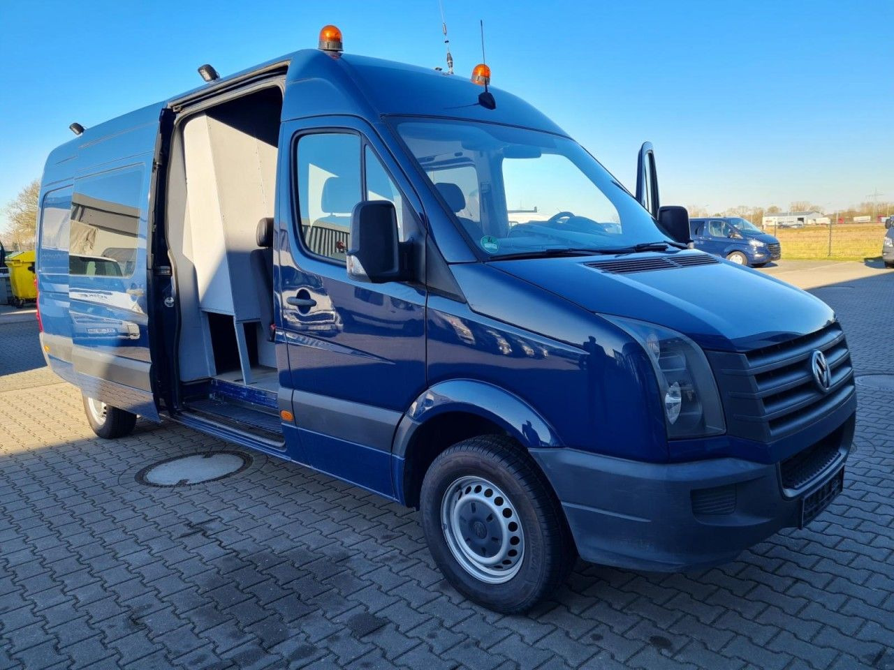 Volkswagen Crafter 35 Kasten Doka 5 Sitze AHK 3.5to REGALSY - Panel van, Combi van: picture 3 Volkswagen Crafter 35 Kasten Doka 5 Sitze AHK 3.5to REGALSY - Panel van, Combi van: picture 3