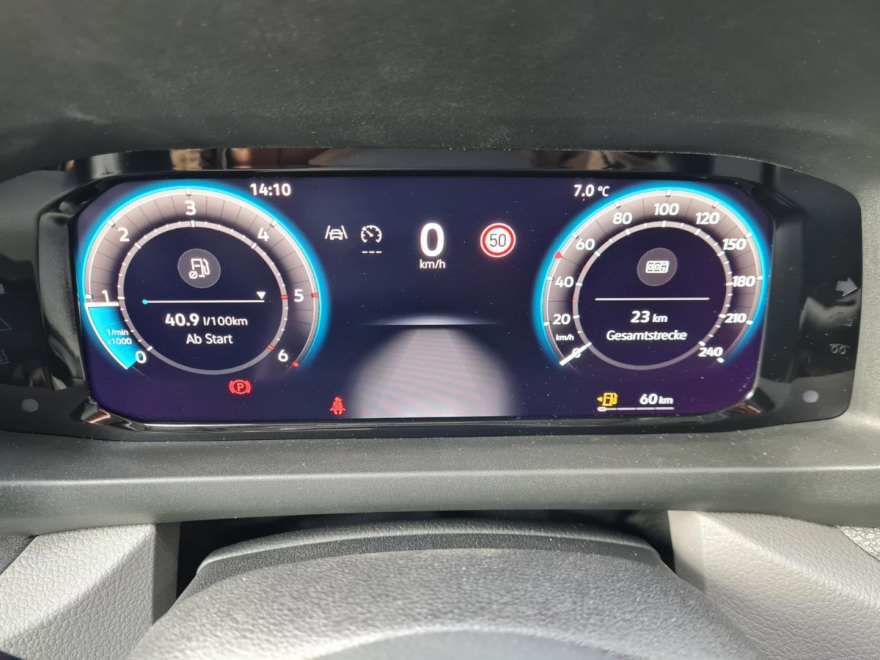 Curtain side van Volkswagen Crafter 35 Pritsche Schiebe Plane LED, Kamera: picture 10