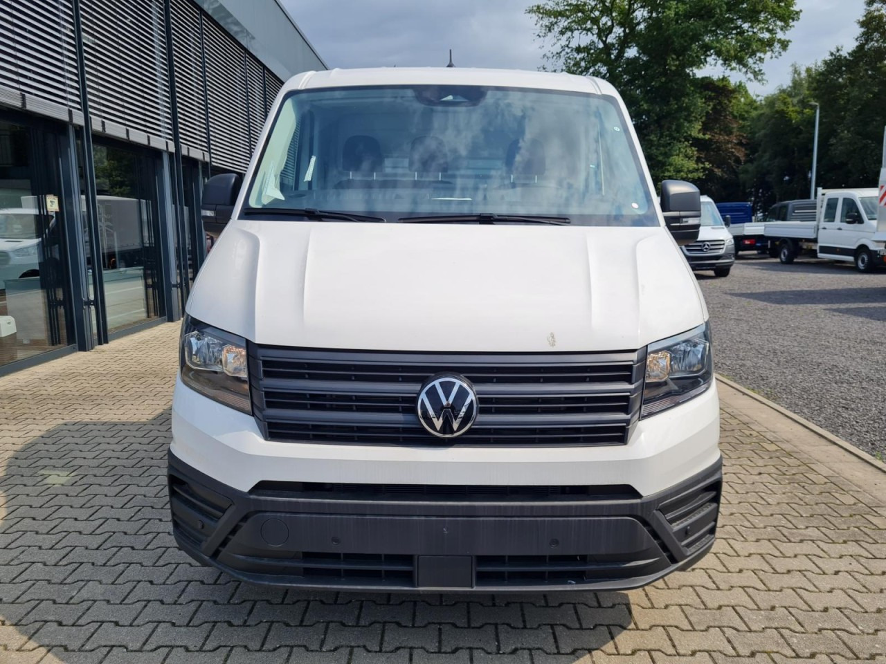 Volkswagen Crafter 35 Pritsche TDi MR L3 KLIMA TEMPOMAT - Flatbed van: picture 2 Volkswagen Crafter 35 Pritsche TDi MR L3 KLIMA TEMPOMAT - Flatbed van: picture 2