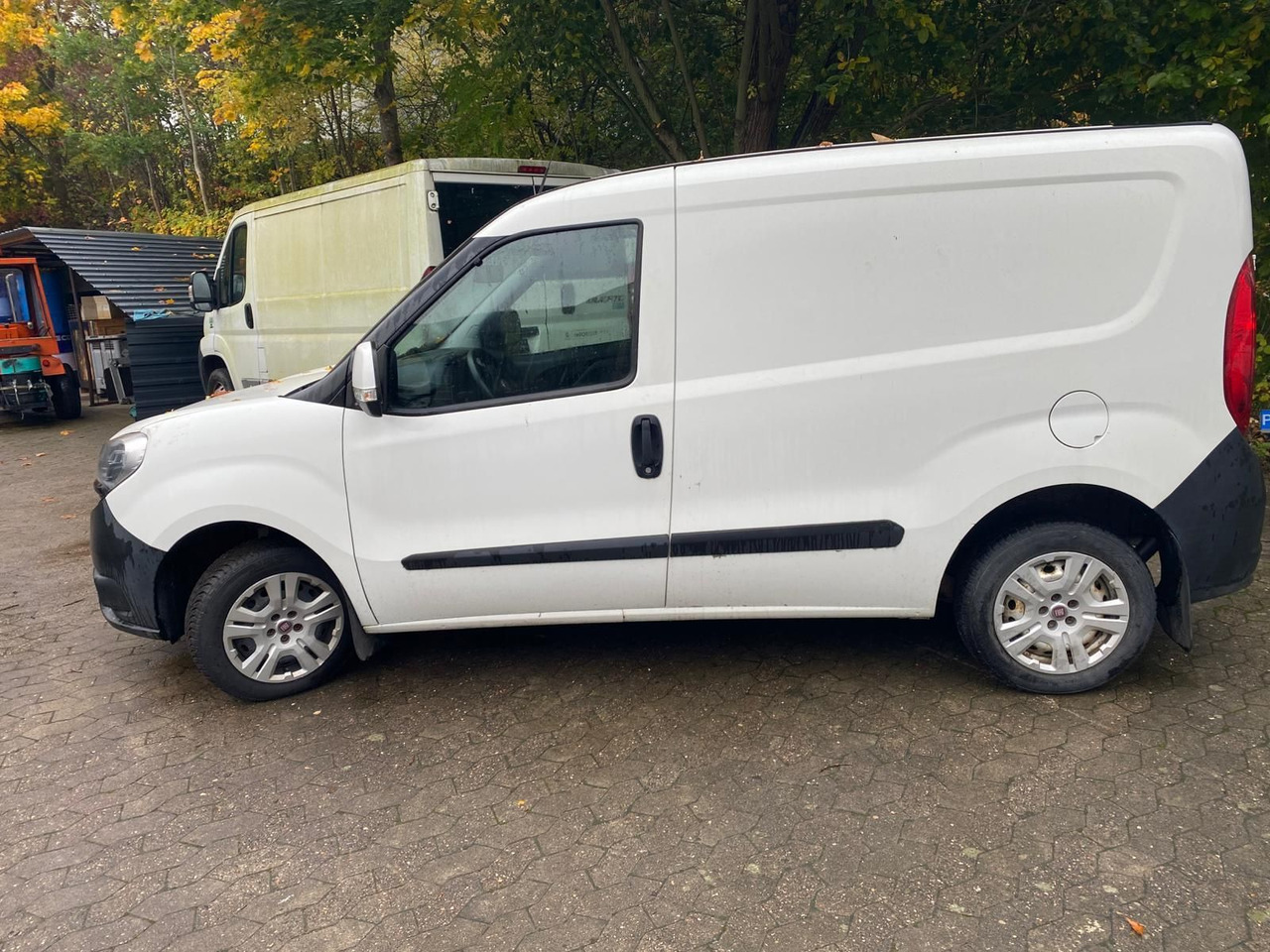 Fiat Doblo SX Kasten Cargo 1.3 Multijet Motorscha... - Passenger van: picture 3 Fiat Doblo SX Kasten Cargo 1.3 Multijet Motorscha... - Passenger van: picture 3