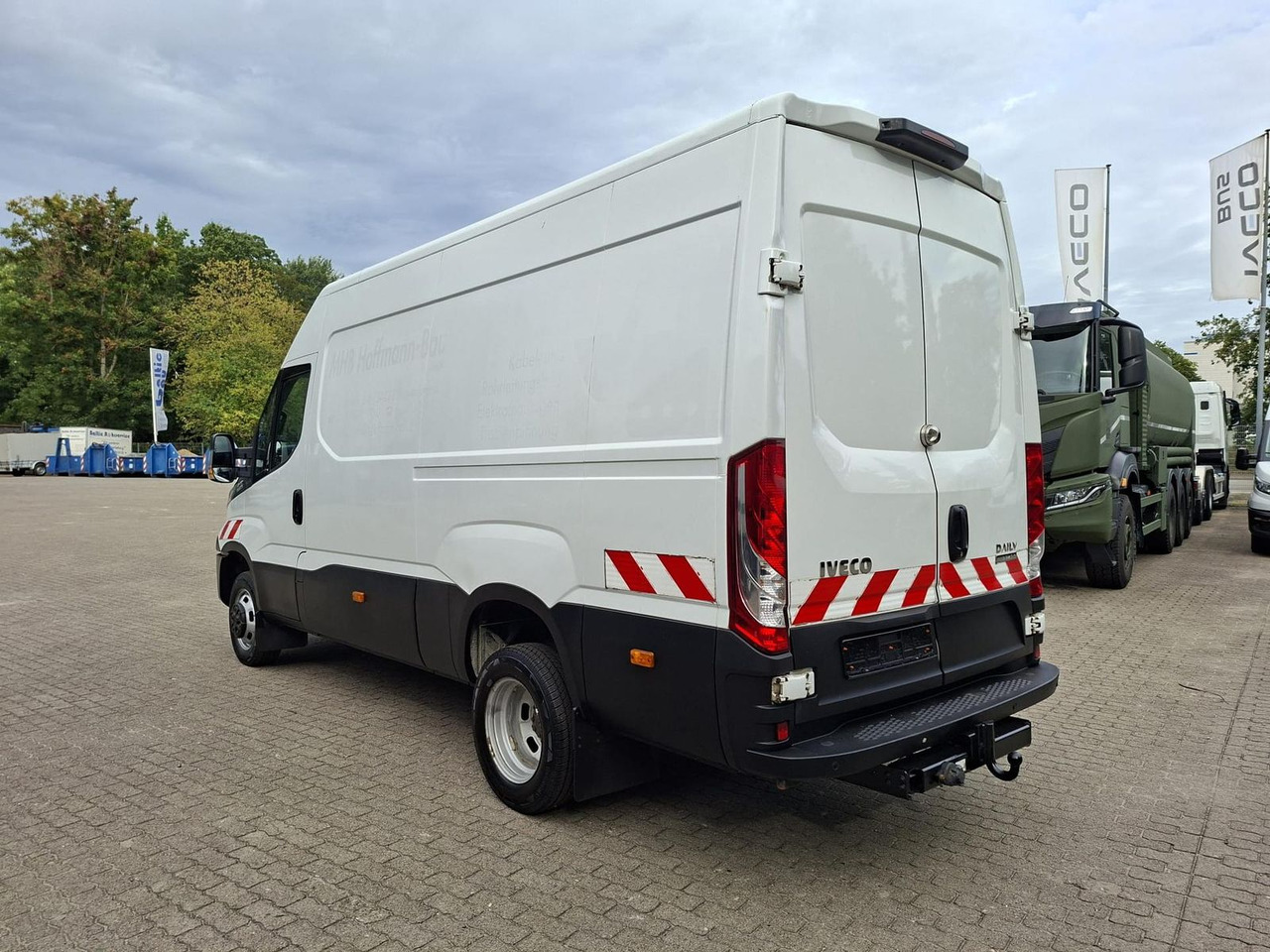 Iveco Daily 50C18HA8 V AHK, RADIO, KLIMA, 132 kW (1... - Flatbed van: picture 3 Iveco Daily 50C18HA8 V AHK, RADIO, KLIMA, 132 kW (1... - Flatbed van: picture 3