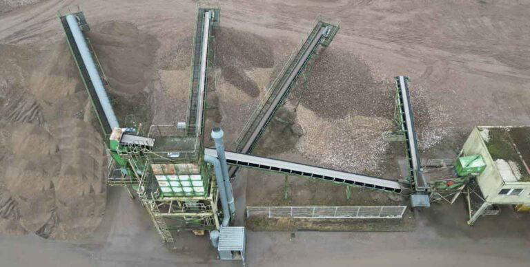 GOLIATH D220 – Mobile jaw crusher / mobiler Backenbrecher - Jaw crusher: picture 1 GOLIATH D220 – Mobile jaw crusher / mobiler Backenbrecher - Jaw crusher: picture 1