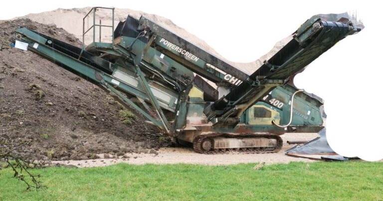 Powerscreen Chieftain 400 – Crawler Mobile screening plant / Crawler Mobile screening plant - Screener: picture 1 Powerscreen Chieftain 400 – Crawler Mobile screening plant / Crawler Mobile screening plant - Screener: picture 1
