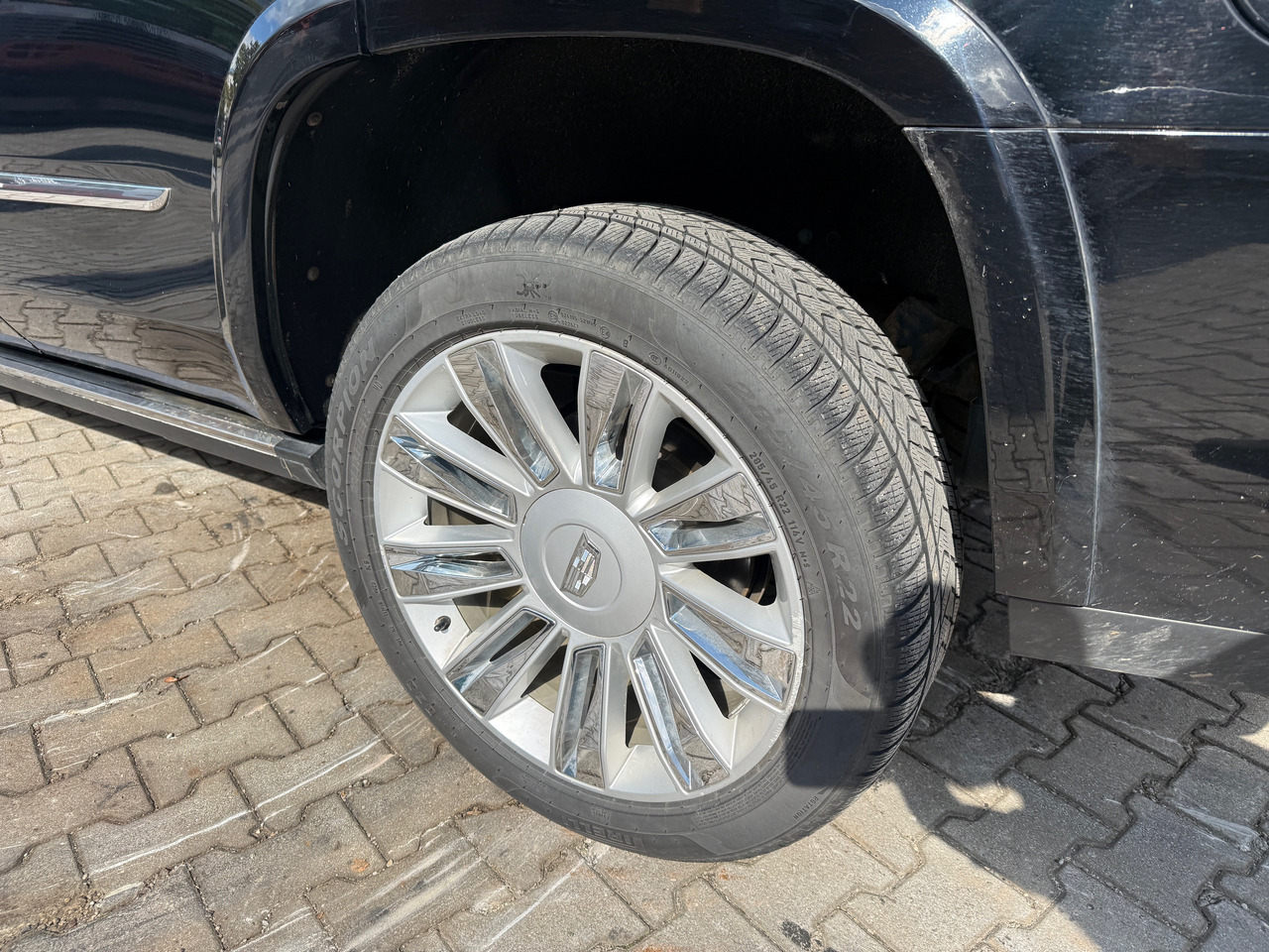 Cadillac Escalade Platinum VOLL - Car: picture 5 Cadillac Escalade Platinum VOLL - Car: picture 5