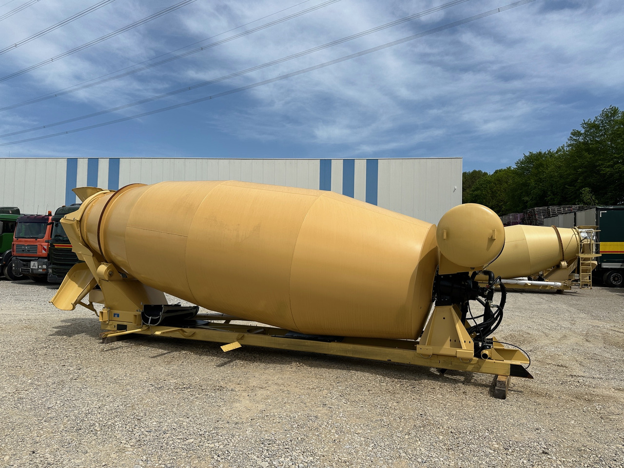 Liebherr HTM1204 Betonmischer Aufbau 12 m3 UNBENUTZT - Concrete mixer drum: picture 2 Liebherr HTM1204 Betonmischer Aufbau 12 m3 UNBENUTZT - Concrete mixer drum: picture 2