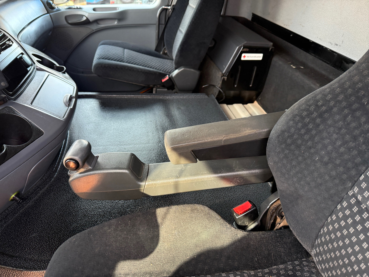 Tipper Mercedes-Benz 2646 Actros MP3 3-Seiten Kipper mit Bordmatic: picture 15