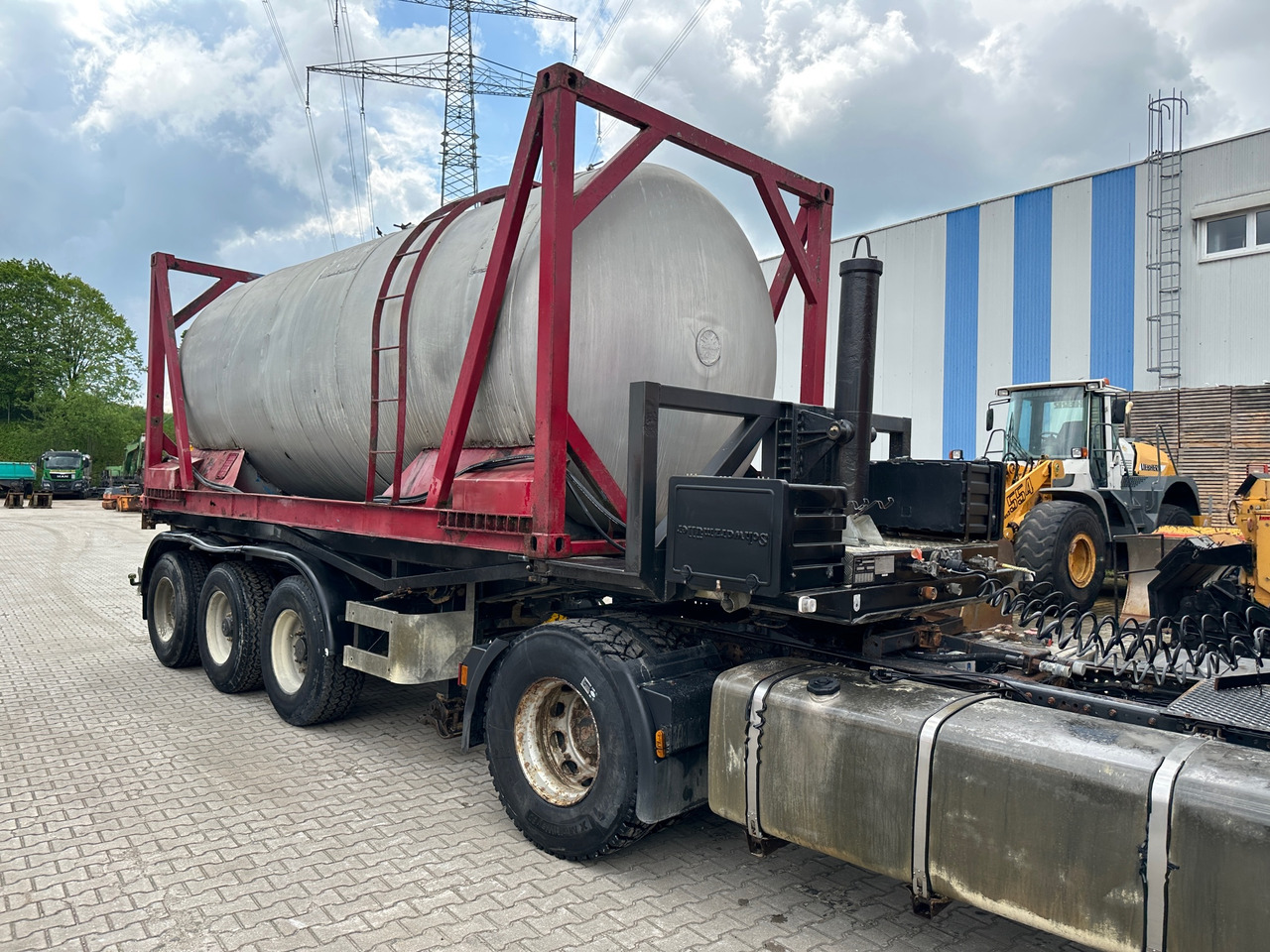 Schmidt CKSA 10/22-20 20 ft Containerkippchassis mit Lebensmitteltank - Tipper semi-trailer: picture 5 Schmidt CKSA 10/22-20 20 ft Containerkippchassis mit Lebensmitteltank - Tipper semi-trailer: picture 5