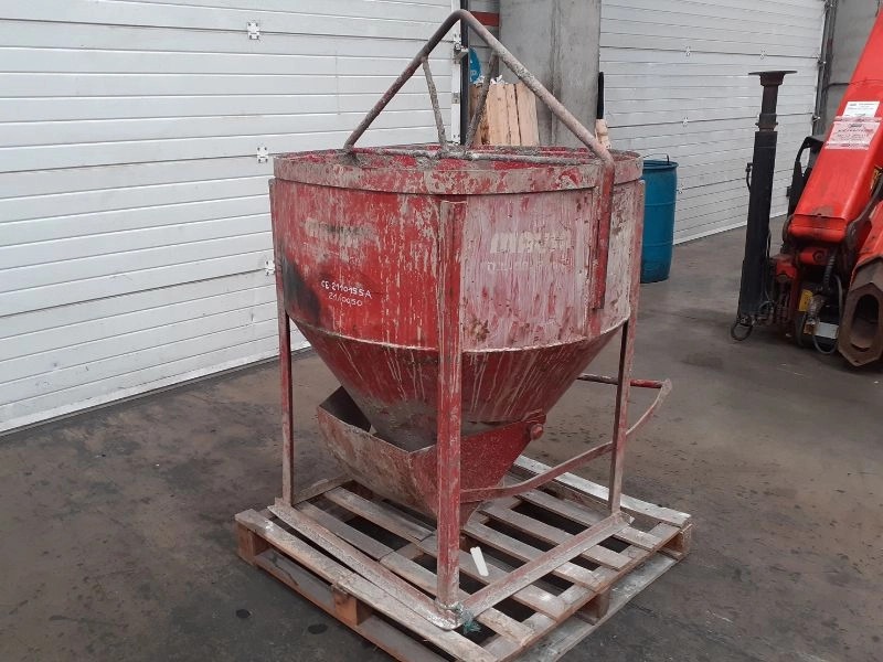 Cubilote hormigón 350 lt. - Concrete equipment: picture 3 Cubilote hormigón 350 lt. - Concrete equipment: picture 3