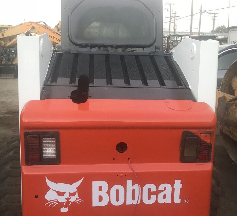 Bobcat S250 - Skid steer loader: picture 4 Bobcat S250 - Skid steer loader: picture 4