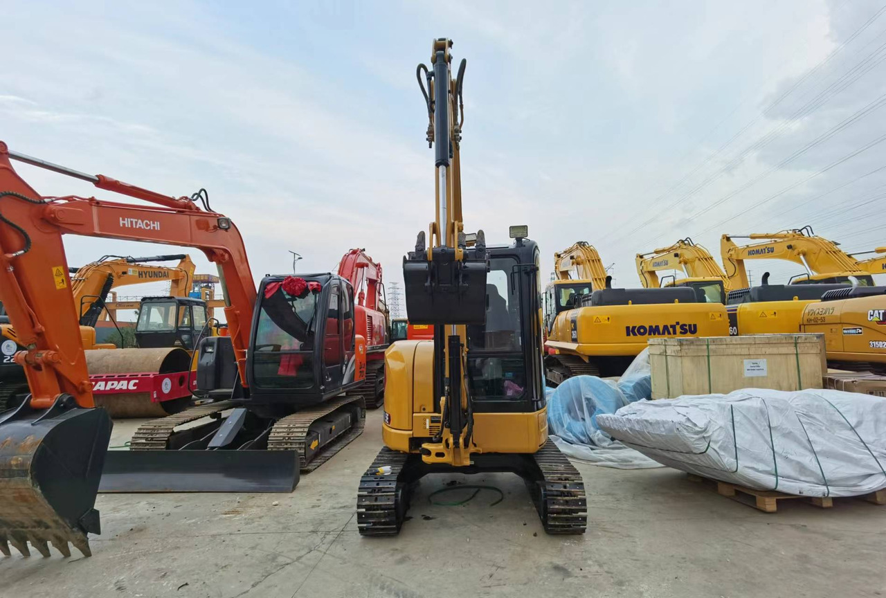 CATERPILLAR 303.5E - Mini excavator: picture 4 CATERPILLAR 303.5E - Mini excavator: picture 4