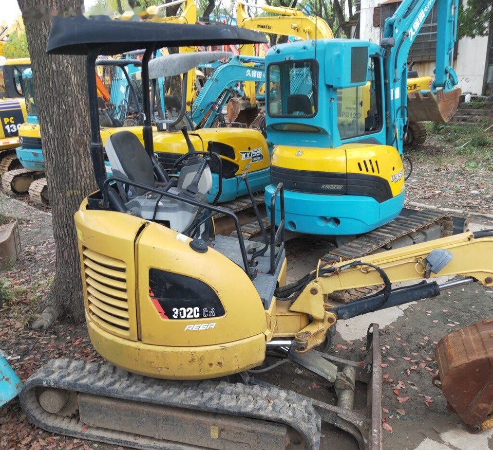 Caterpillar 302C - Mini excavator: picture 4 Caterpillar 302C - Mini excavator: picture 4