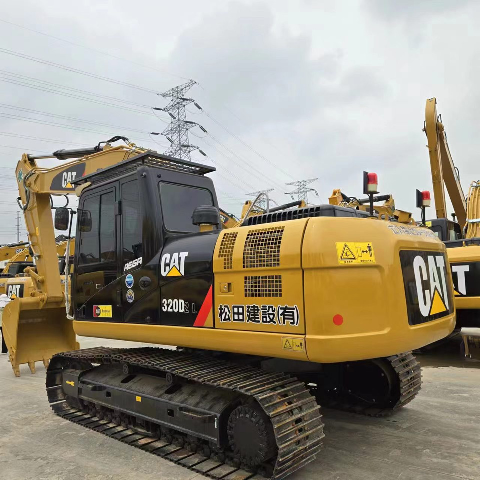 Crawler excavator Caterpillar 320D2L: picture 6