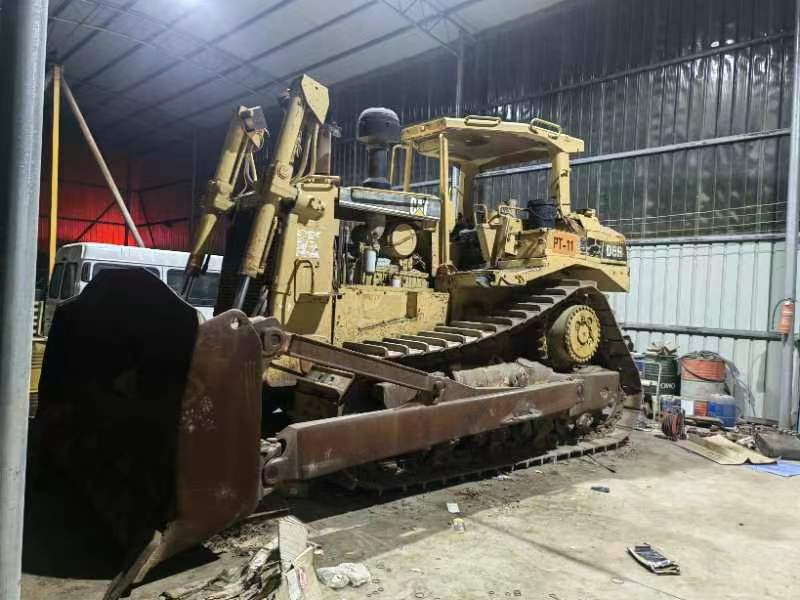 Caterpillar D8R - Bulldozer: picture 4 Caterpillar D8R - Bulldozer: picture 4