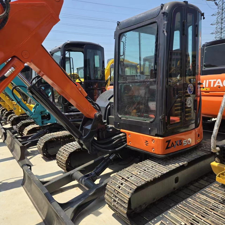 HITACHI ZX50U - Mini excavator: picture 4 HITACHI ZX50U - Mini excavator: picture 4