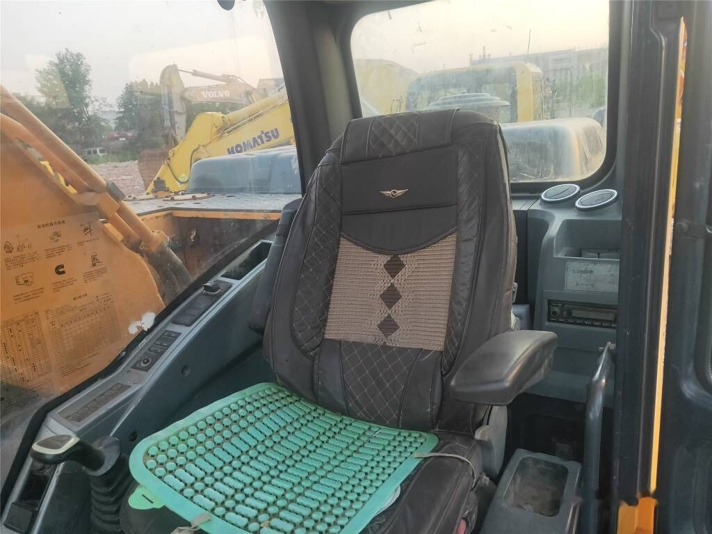 Hyundai 200-5 - Wheel excavator: picture 5 Hyundai 200-5 - Wheel excavator: picture 5