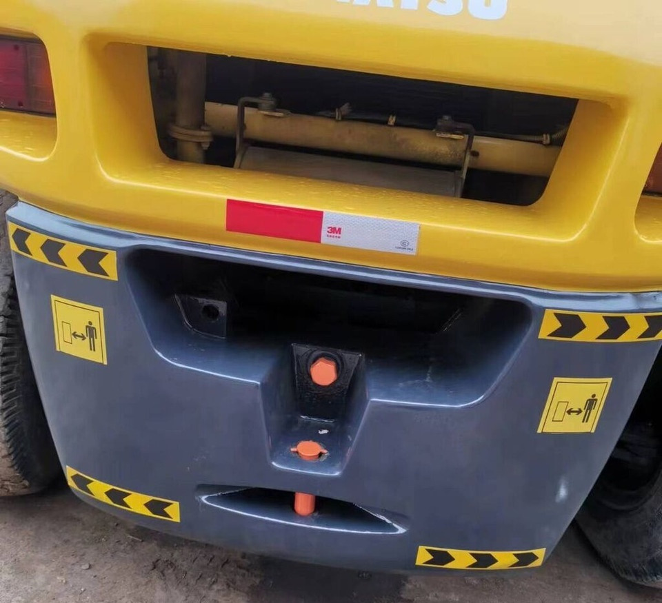 Komatsu FD70-7 - Diesel forklift: picture 3 Komatsu FD70-7 - Diesel forklift: picture 3