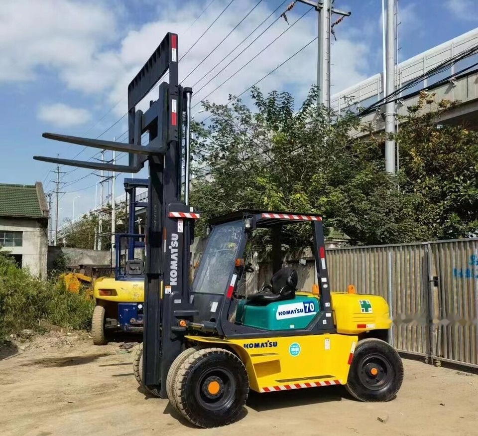 Komatsu FD70 - Diesel forklift: picture 4 Komatsu FD70 - Diesel forklift: picture 4