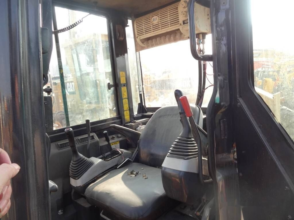 Mini excavator Komatsu PC55MR-2: picture 6