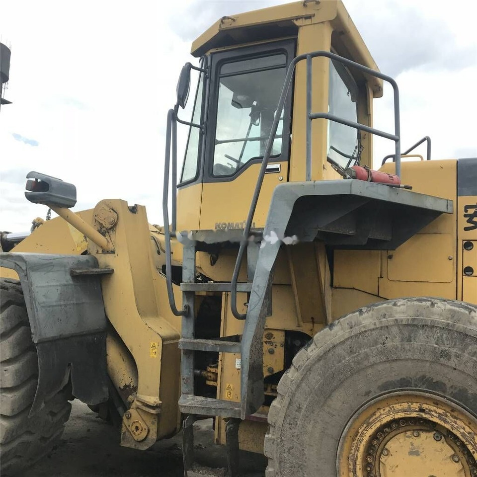 Komatsu WA500 - Wheel loader: picture 5 Komatsu WA500 - Wheel loader: picture 5