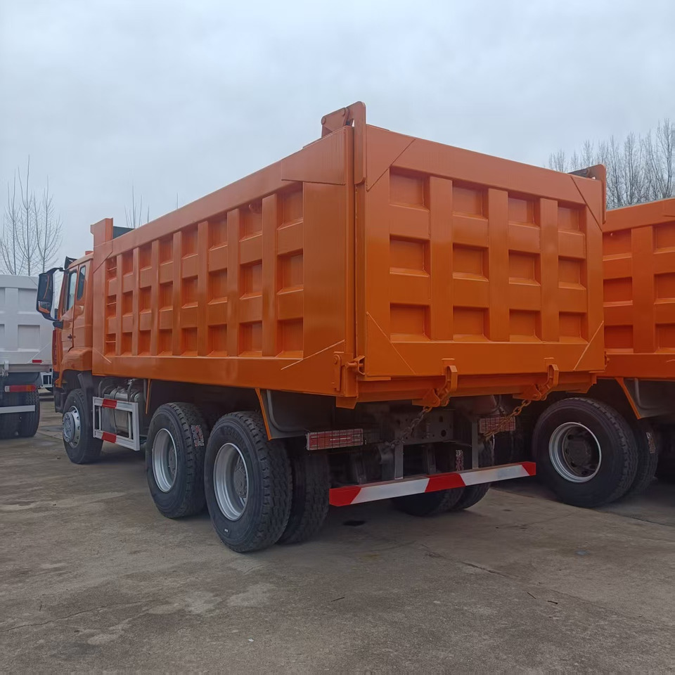 Sinotruk HOHAN 6*4 Dump truck - Tipper: picture 4 Sinotruk HOHAN 6*4 Dump truck - Tipper: picture 4
