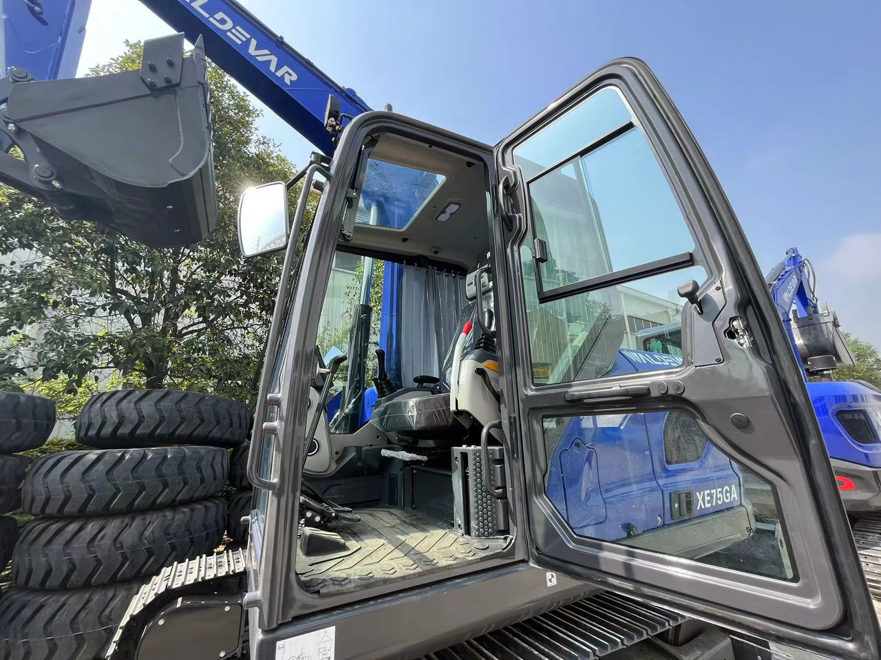 XCMG XE75GA - Crawler excavator: picture 5 XCMG XE75GA - Crawler excavator: picture 5
