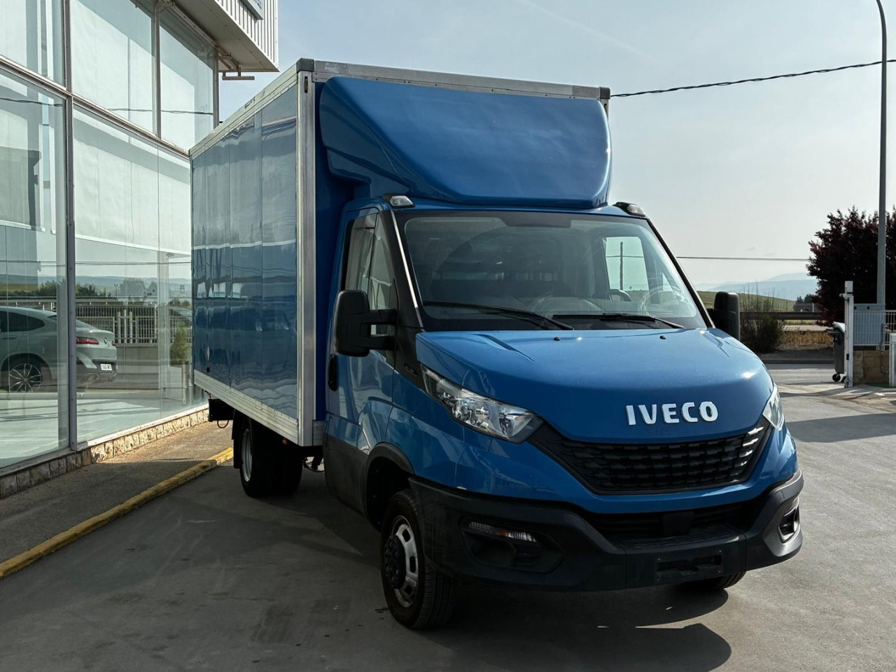 Caja cerrada IVECO 35C16 20m3 - Box van: picture 3 Caja cerrada IVECO 35C16 20m3 - Box van: picture 3