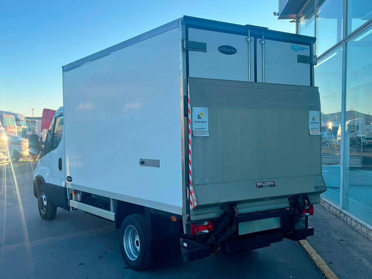 Isotermo IVECO 35C14 ISOTERMO PUERTA ELEVADORA - Box van: picture 4 Isotermo IVECO 35C14 ISOTERMO PUERTA ELEVADORA - Box van: picture 4