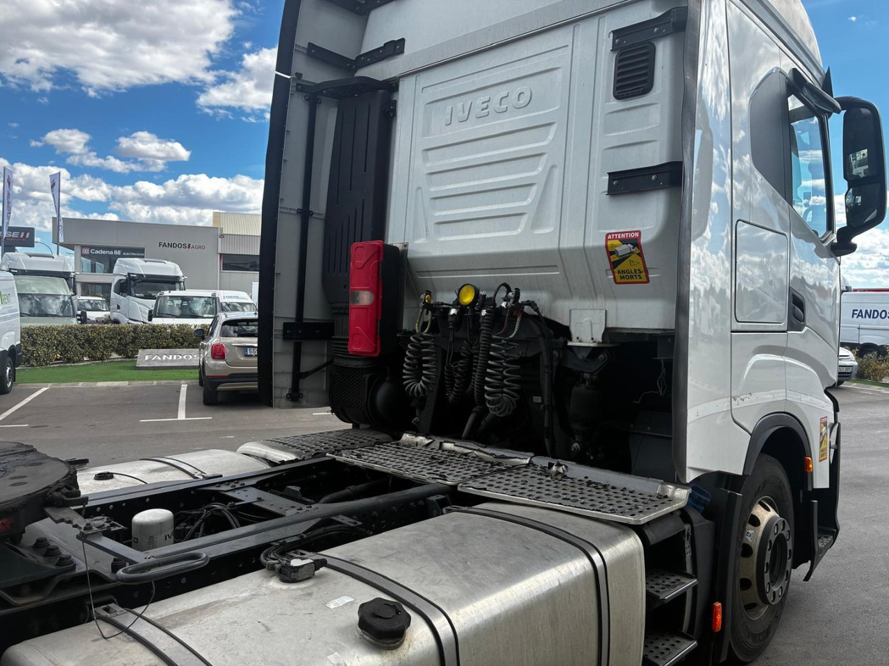 Cabeza Tractora IVECO 460 AUTOMATICO  INTARDER ADR - Tractor unit: picture 5 Cabeza Tractora IVECO 460 AUTOMATICO  INTARDER ADR - Tractor unit: picture 5