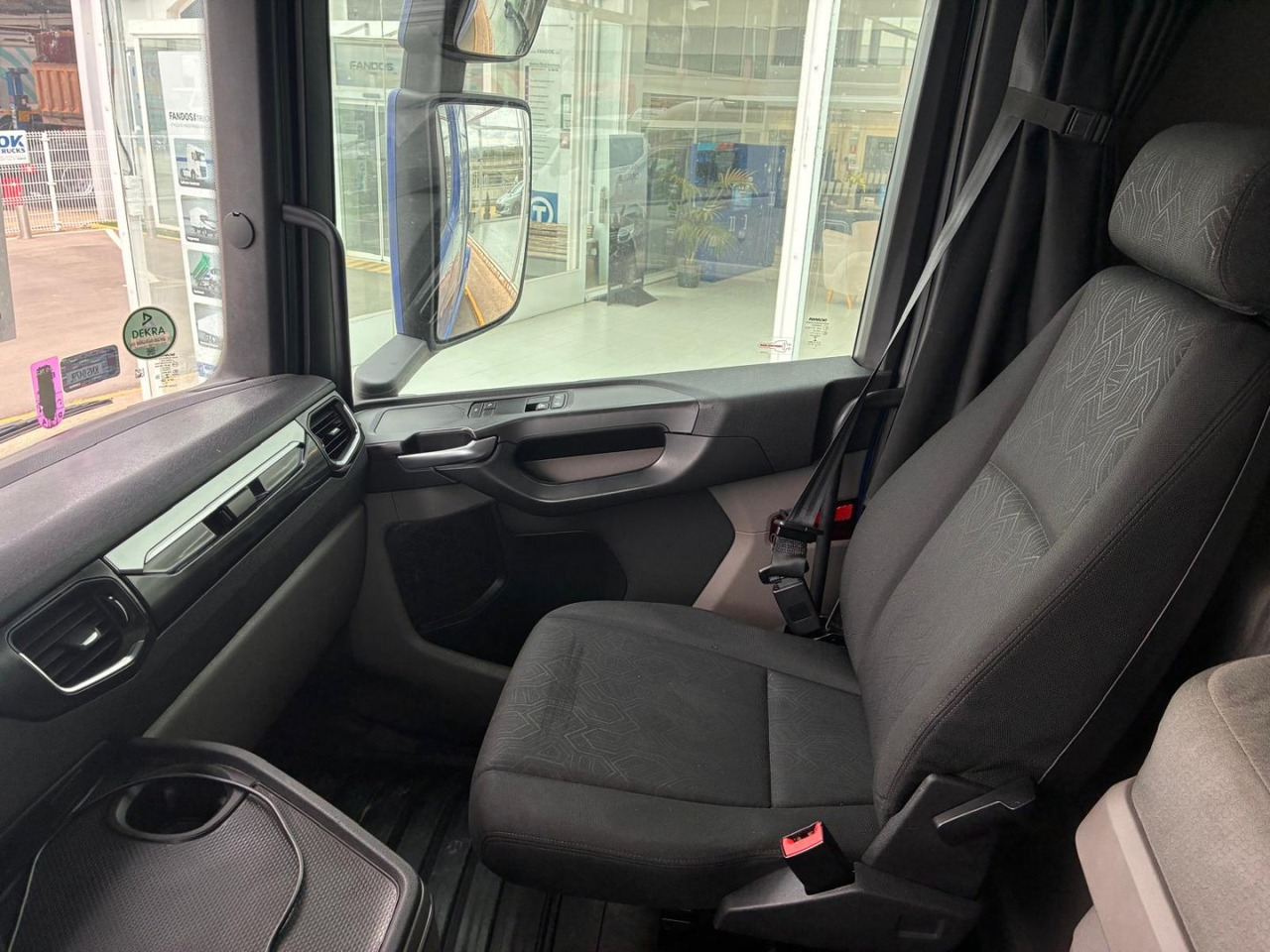 Tractor unit Cabeza Tractora Scania R450 AUTOMATICO-INTARDER: picture 10 Tractor unit Cabeza Tractora Scania R450 AUTOMATICO-INTARDER: picture 10