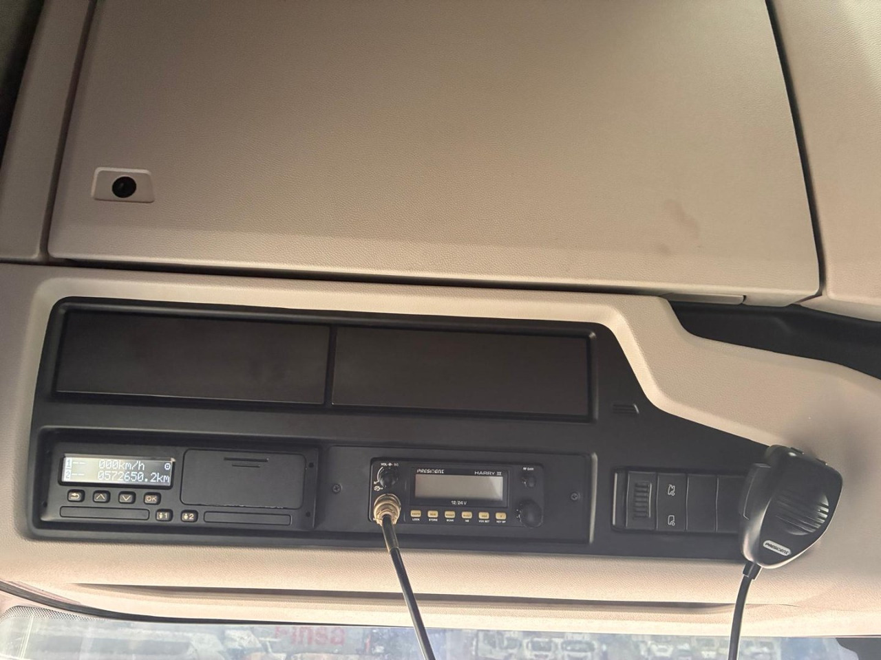 Tractor unit Cabeza Tractora Scania R450 AUTOMATICO-INTARDER: picture 14 Tractor unit Cabeza Tractora Scania R450 AUTOMATICO-INTARDER: picture 14