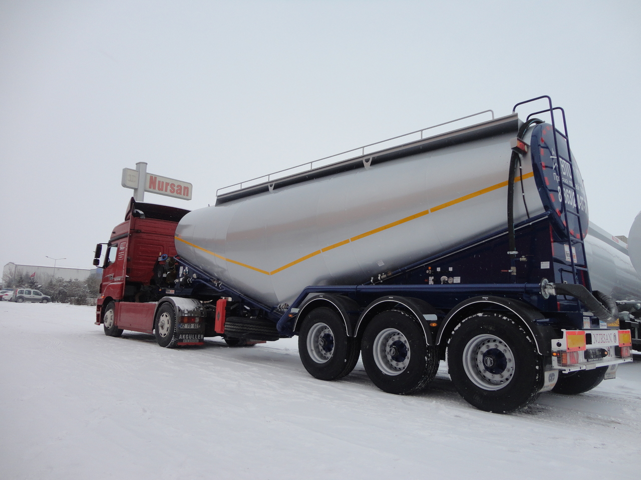 New Tank semi-trailer for transportation of cement NURSAN Cement Bulker: picture 7 New Tank semi-trailer for transportation of cement NURSAN Cement Bulker: picture 7