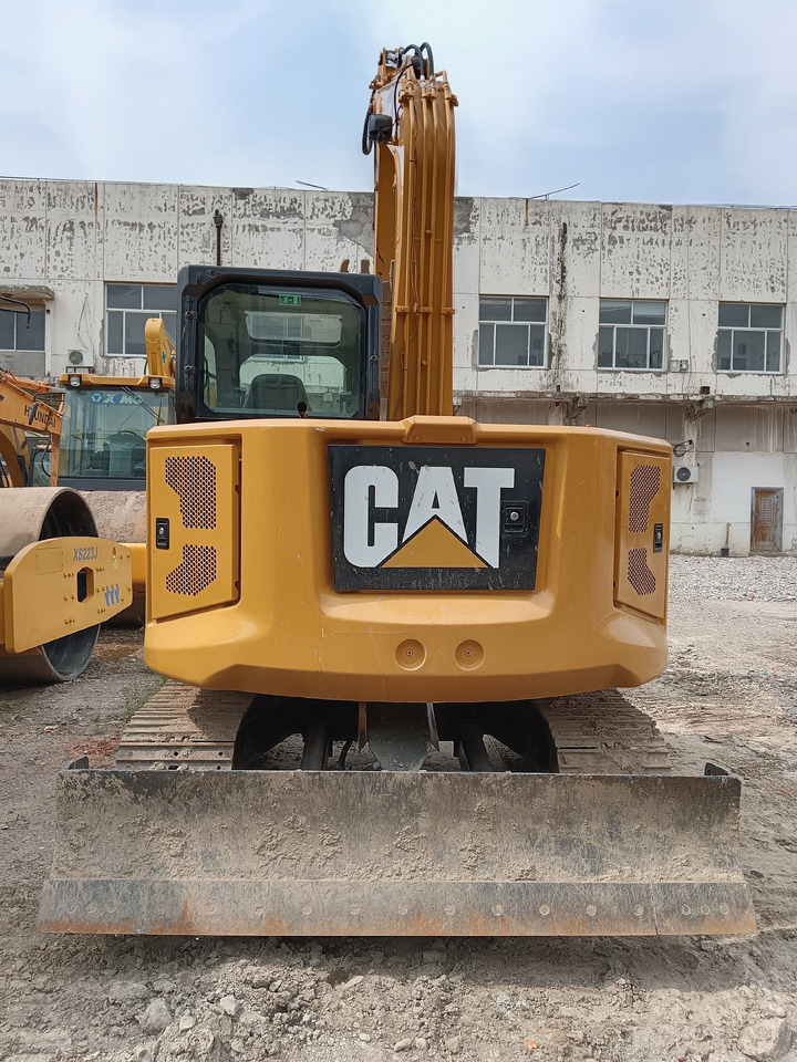 Mini excavator CAT 307.5: picture 6