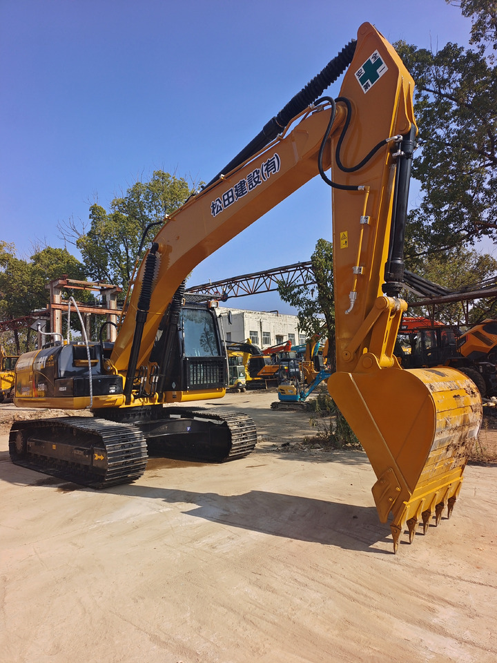 Crawler excavator CAT 320D2L: picture 11