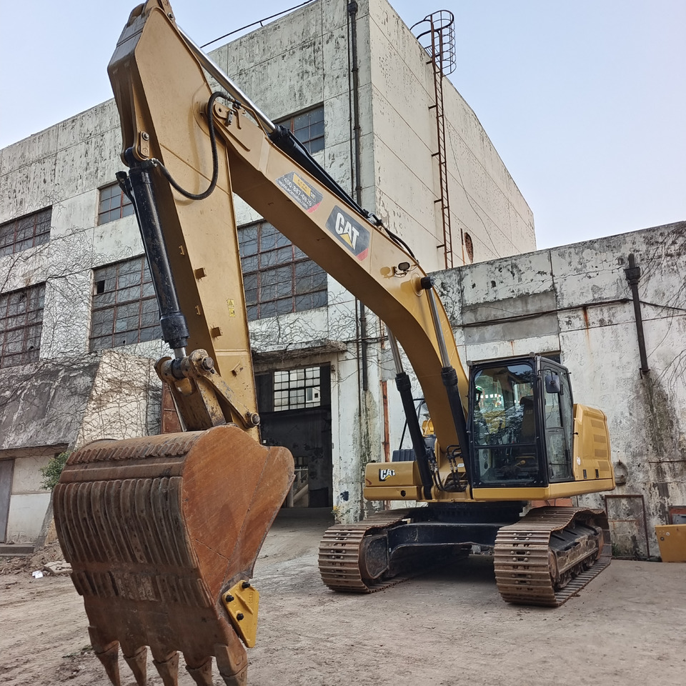 CAT 330GC - Crawler excavator: picture 1 CAT 330GC - Crawler excavator: picture 1