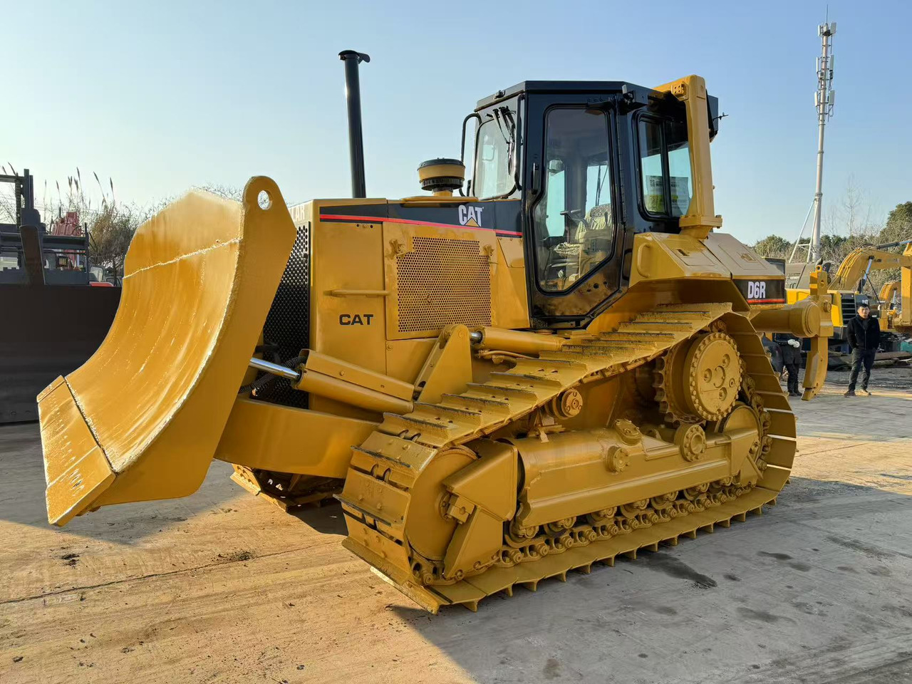 CAT D6R - Bulldozer: picture 1 CAT D6R - Bulldozer: picture 1