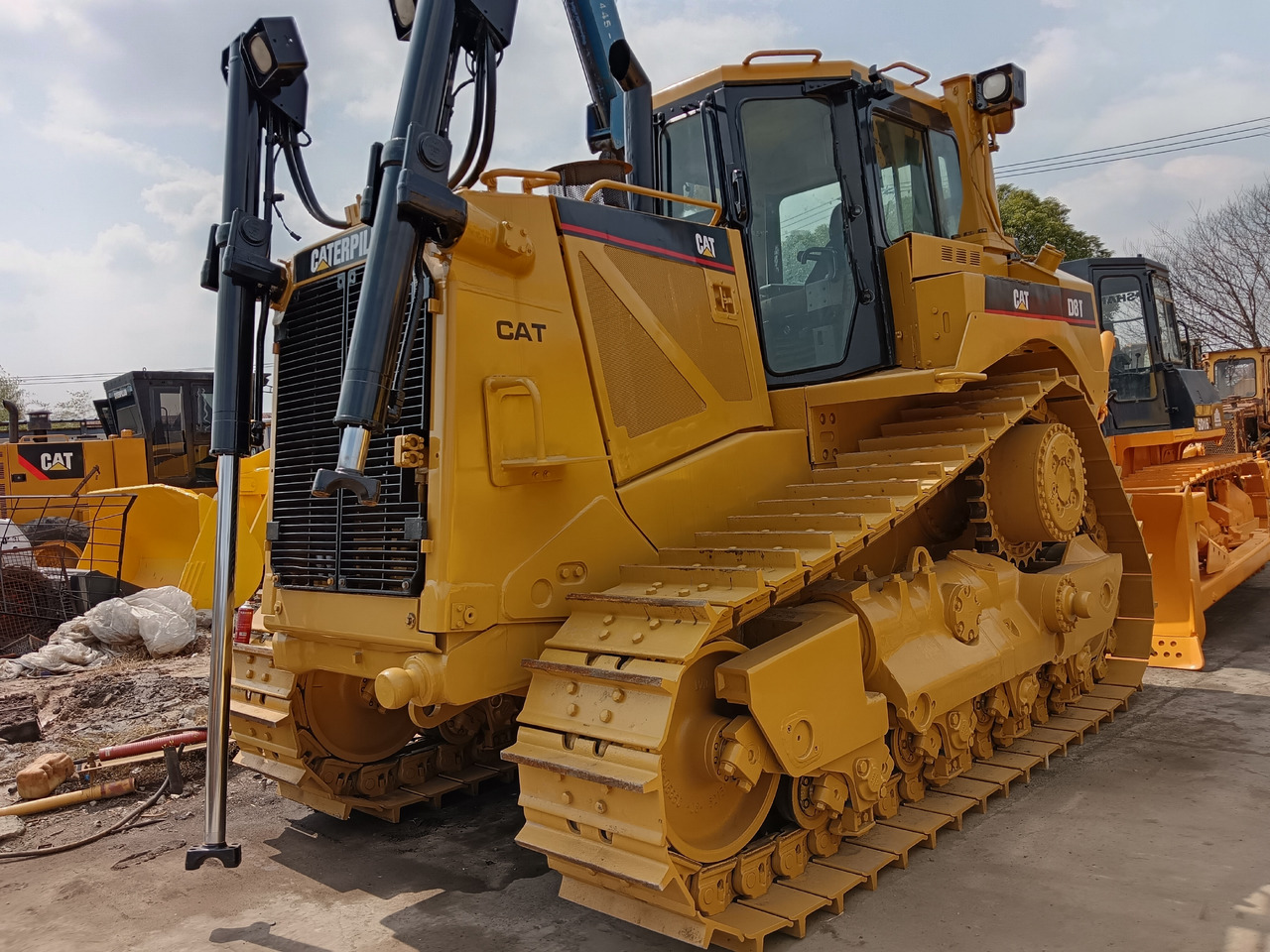 Bulldozer CAT D8T  D8R: picture 1