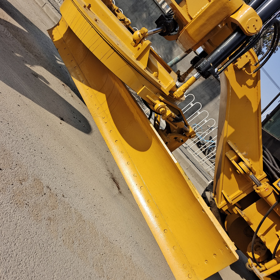 CATERPILLAR 140H CAT - Grader: picture 3 CATERPILLAR 140H CAT - Grader: picture 3