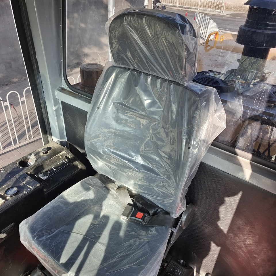 CATERPILLAR 140H CAT - Grader: picture 2 CATERPILLAR 140H CAT - Grader: picture 2