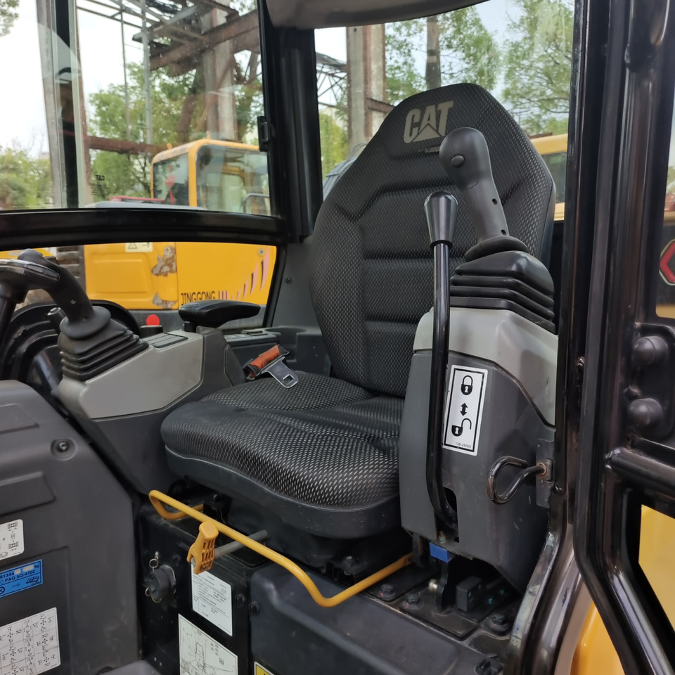 CATERPILLAR 302 CR CAT WITH RUBBER PAD - Mini excavator: picture 5 CATERPILLAR 302 CR CAT WITH RUBBER PAD - Mini excavator: picture 5