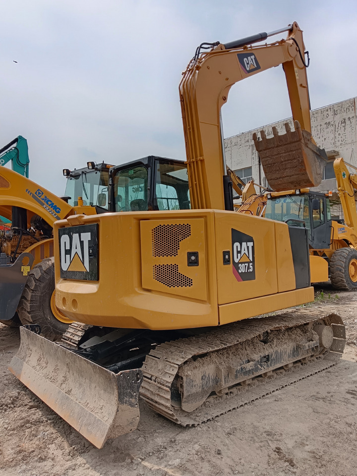 CATERPILLAR 307.5 CAT - Mini excavator: picture 2 CATERPILLAR 307.5 CAT - Mini excavator: picture 2