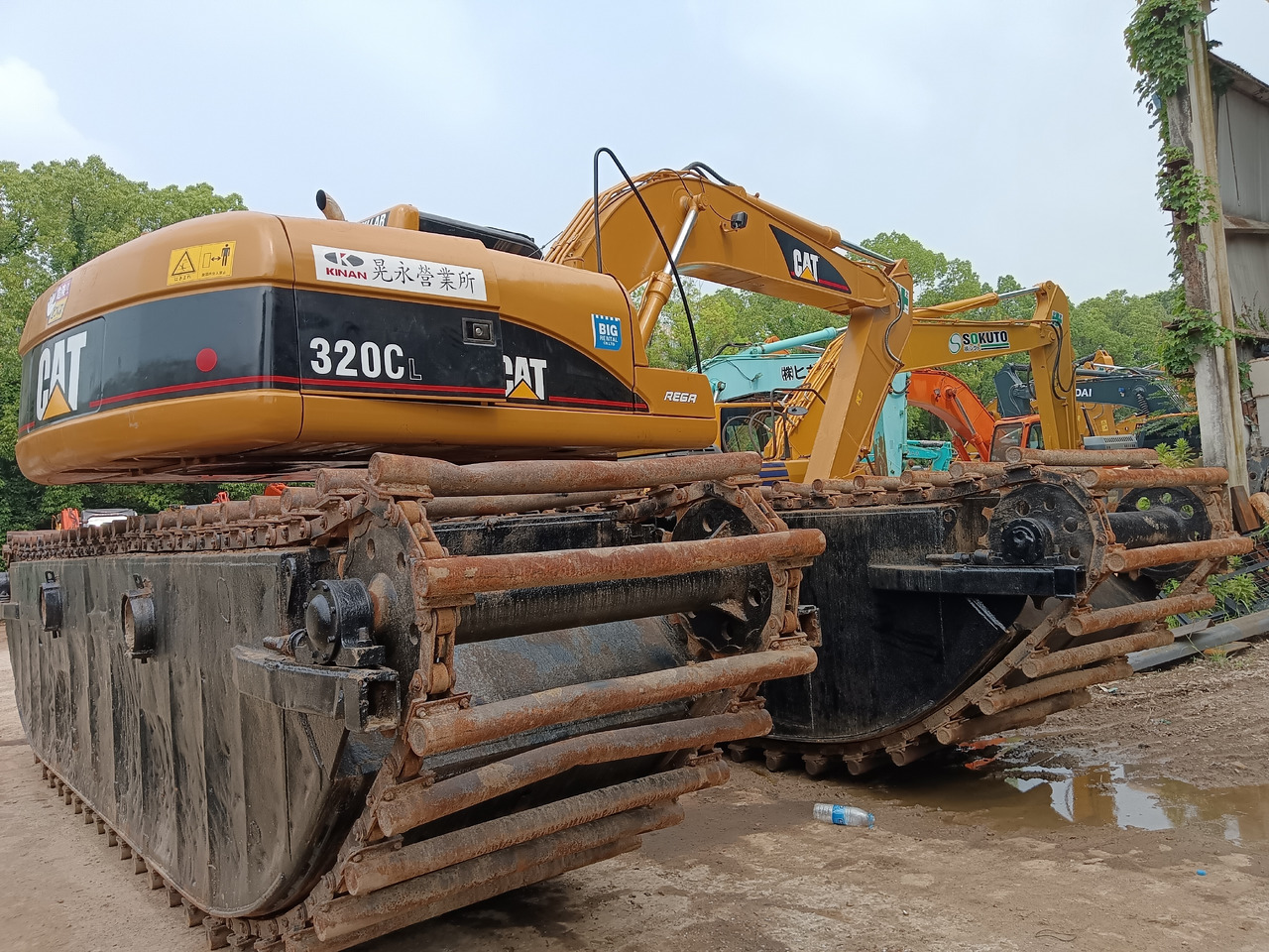 CATERPILLAR 320CL CAT 320 D2L 320BL CUSTOMIZABLE DREDGER - Amphibious excavator: picture 2 CATERPILLAR 320CL CAT 320 D2L 320BL CUSTOMIZABLE DREDGER - Amphibious excavator: picture 2