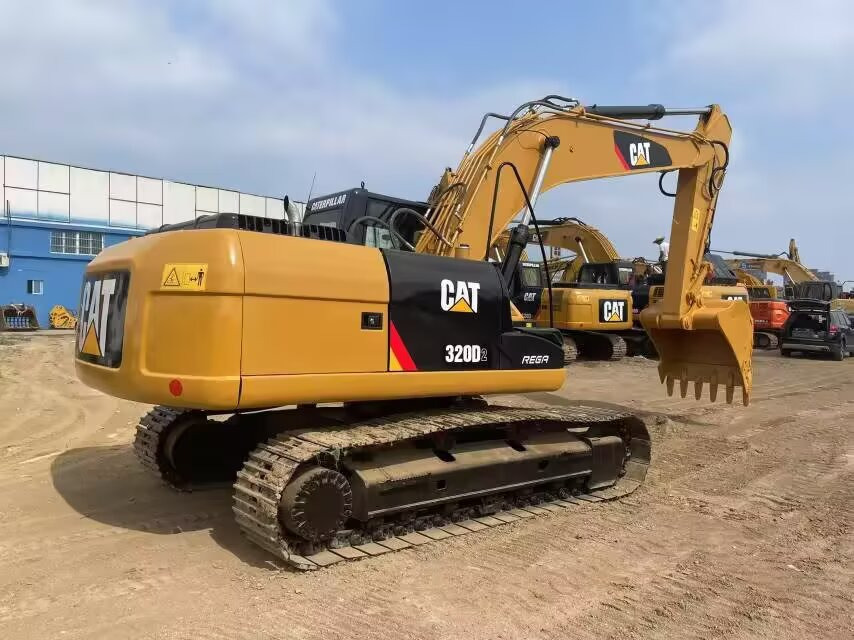 CATERPILLAR 320D2L CAT 320D - Crawler excavator: picture 1 CATERPILLAR 320D2L CAT 320D - Crawler excavator: picture 1