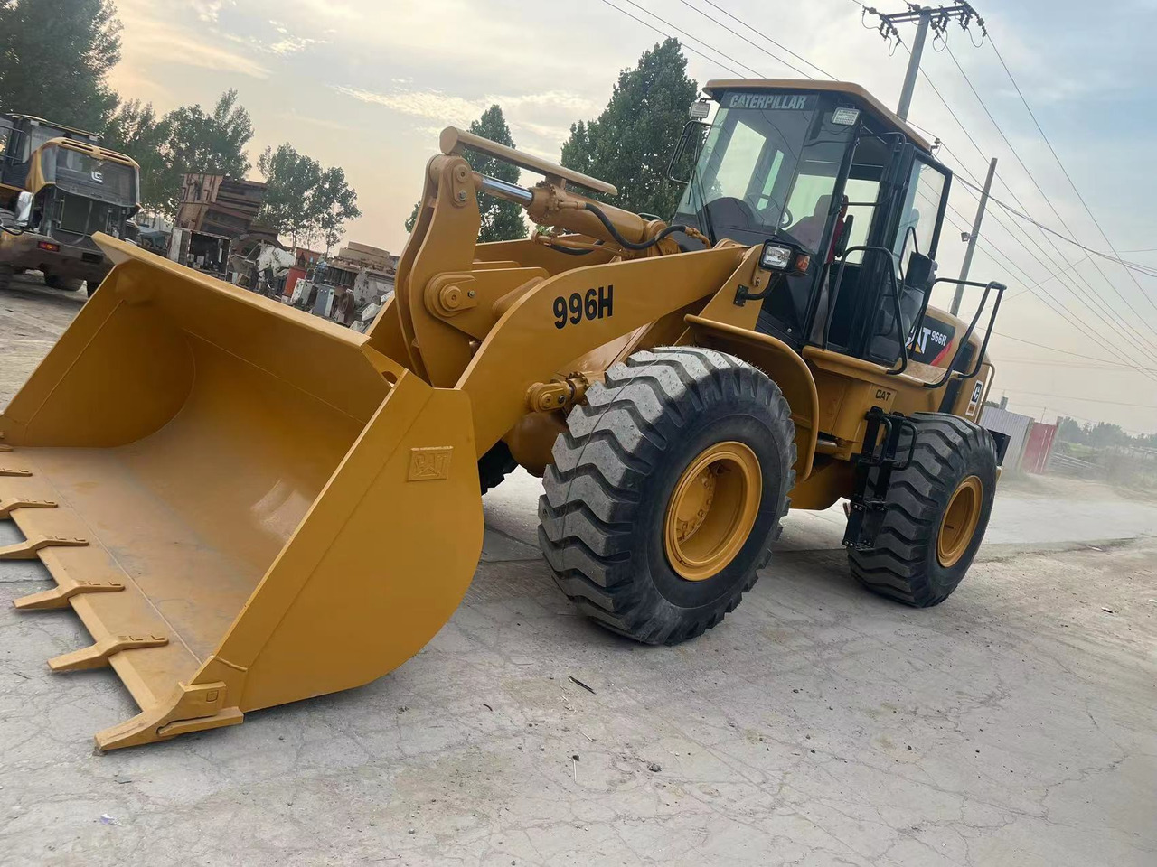 CATERPILLAR 966H - Wheel loader: picture 3 CATERPILLAR 966H - Wheel loader: picture 3
