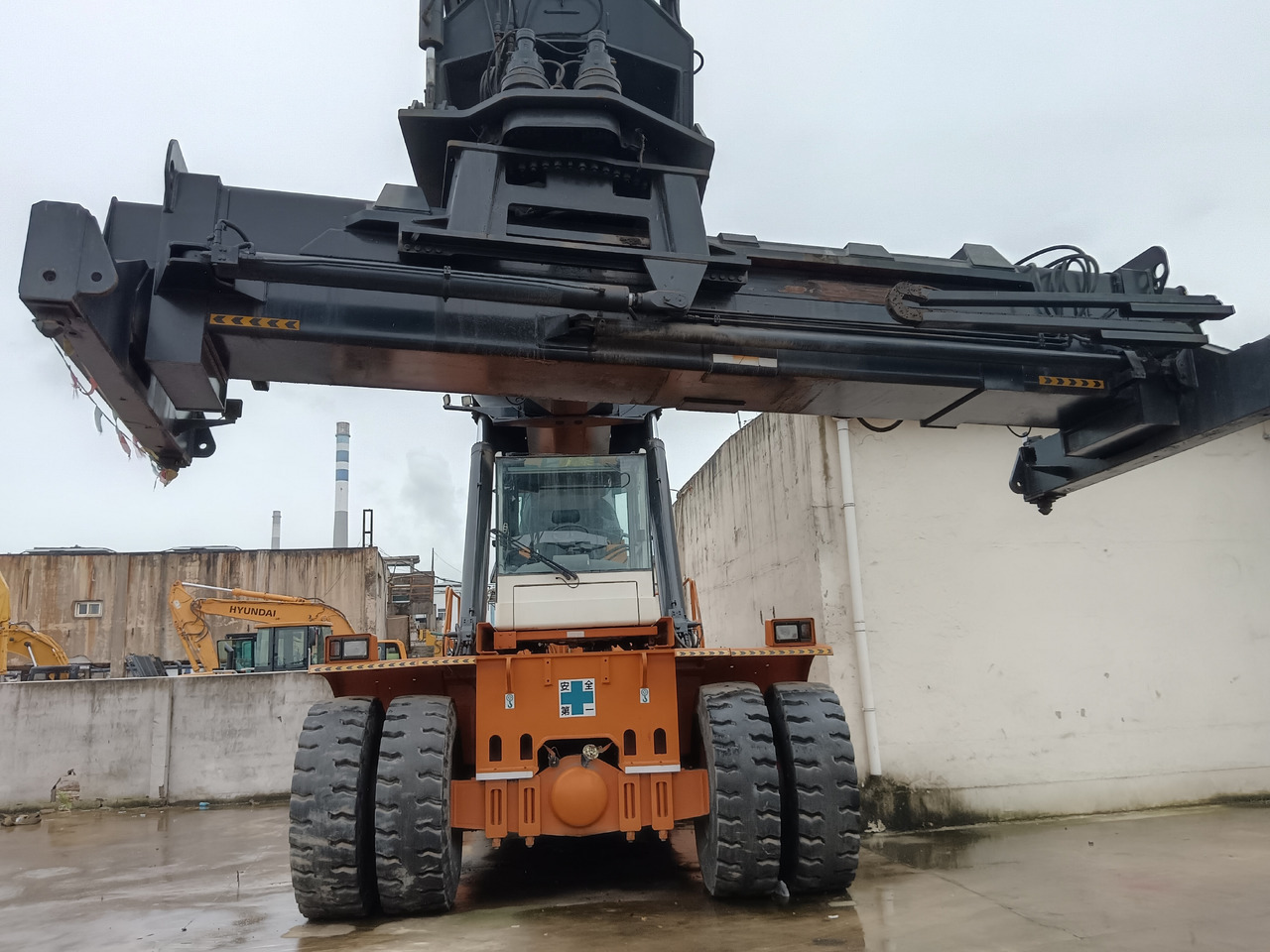CVS FERRARRI 278 Ferrarri F278.6 45 TON CAPACITY - Reach stacker: picture 2 CVS FERRARRI 278 Ferrarri F278.6 45 TON CAPACITY - Reach stacker: picture 2