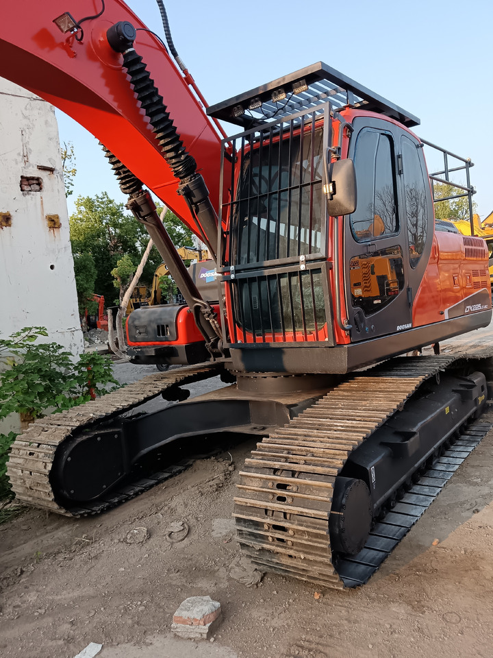 DOOSAN DX225 LC - 9C DX225LCA - Crawler excavator: picture 5 DOOSAN DX225 LC - 9C DX225LCA - Crawler excavator: picture 5