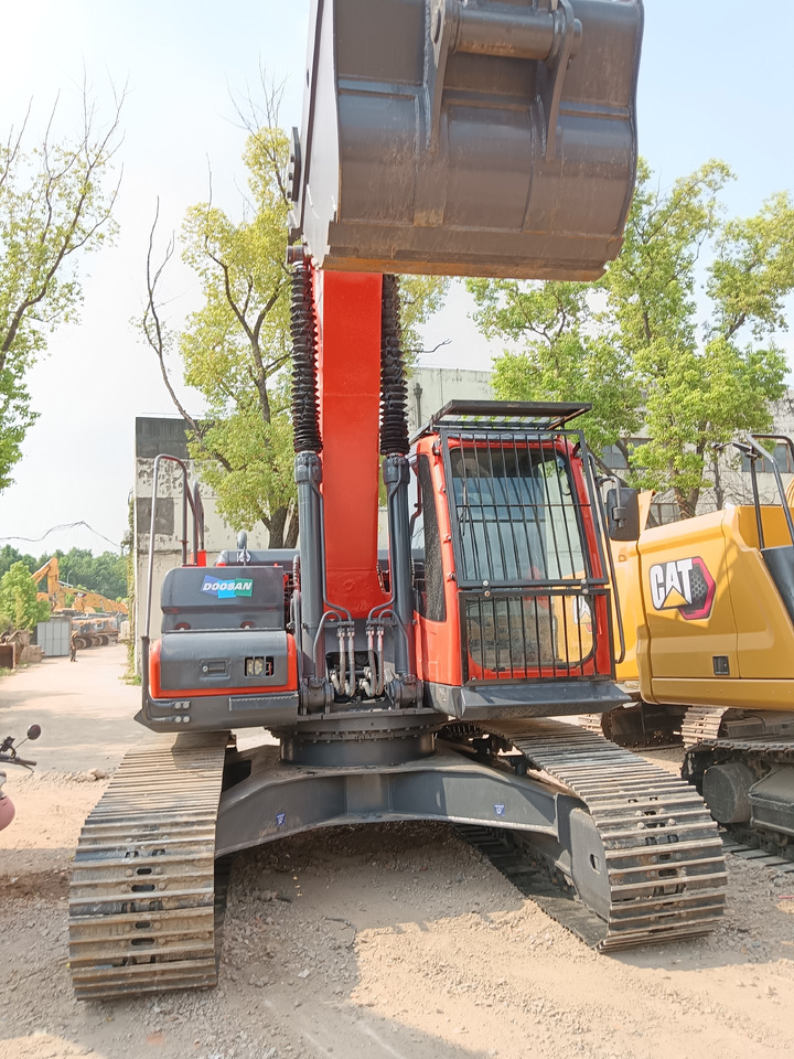DOOSAN DX225 LCA DX 225 LC - 9C - Crawler excavator: picture 5 DOOSAN DX225 LCA DX 225 LC - 9C - Crawler excavator: picture 5