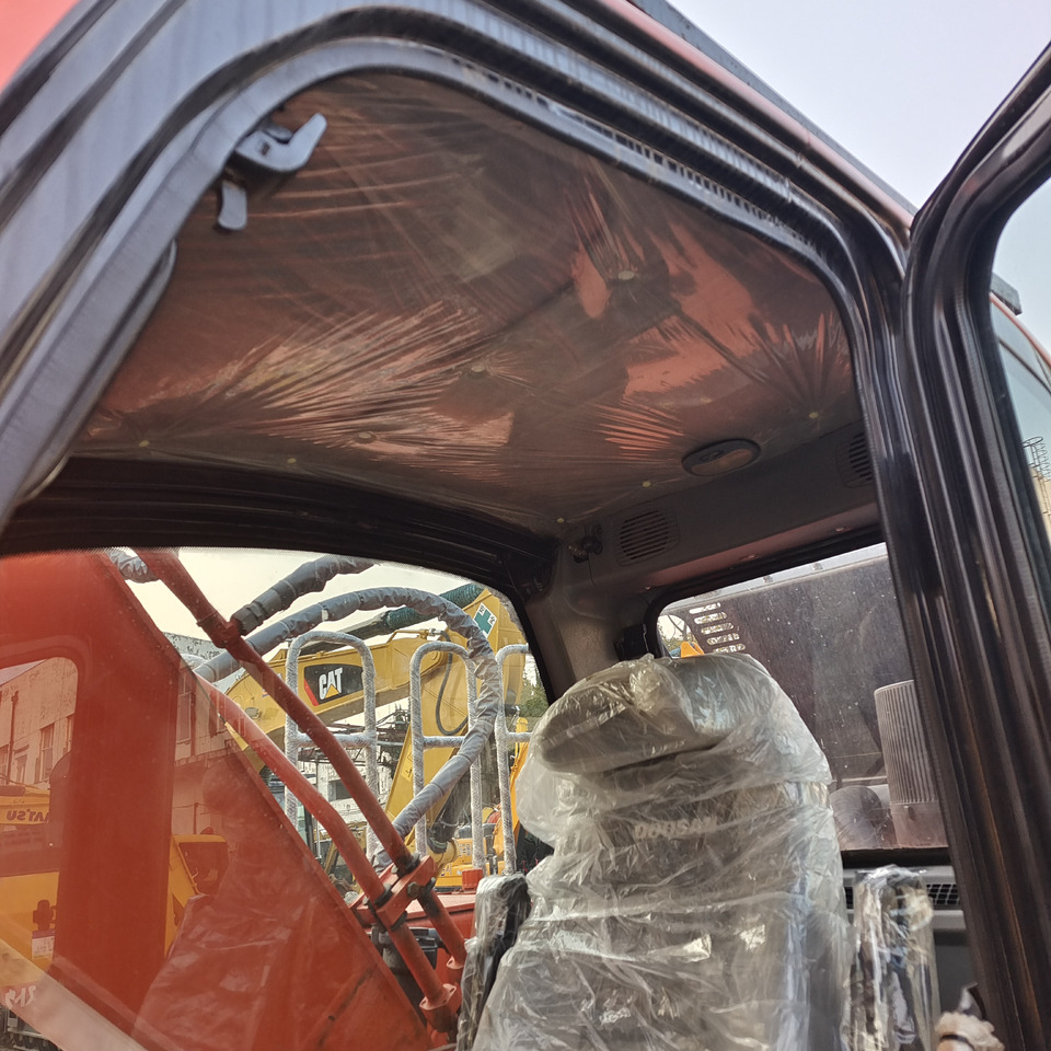 DOOSAN DX300LC-9C DX300 LC - 9C DX 300 LCA DX340 DX225 - Crawler excavator: picture 3 DOOSAN DX300LC-9C DX300 LC - 9C DX 300 LCA DX340 DX225 - Crawler excavator: picture 3